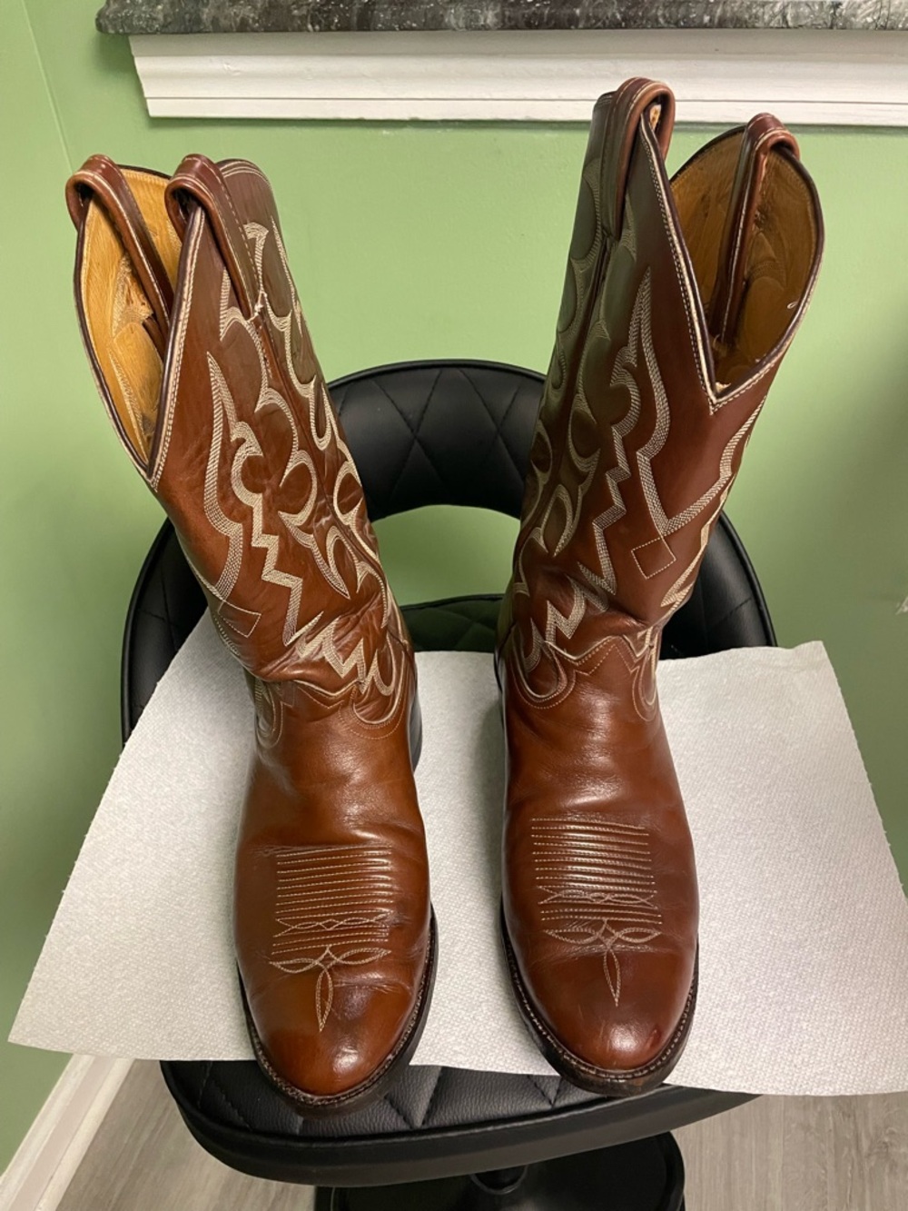 Tony Lama Brown Leather Western Boots with White Stitching